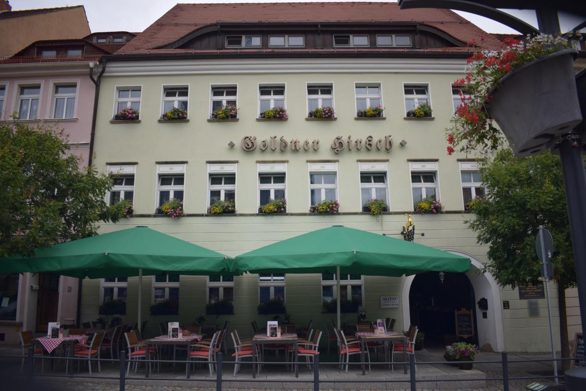 Akzent Hotel Goldner Hirsch 卡门茨 外观 照片